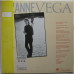 Книга Suzanne Vega – Suzanne Vega Книга Suzanne Vega – Suzanne Vega